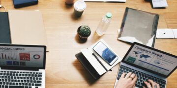 Stablecoins Drive Digital Banking Shift